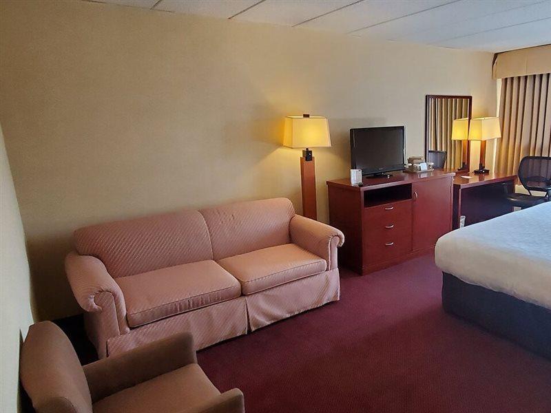 Clarion Hotel Somerset - New Brunswick Exteriör bild